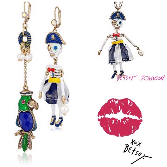 Betsey Johnson Jewelry - Betsey Johnson Pirate Skull Earrings